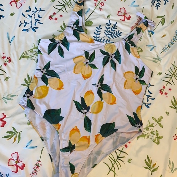 Lemon printed one piece swim suit - Picture 1 of 5